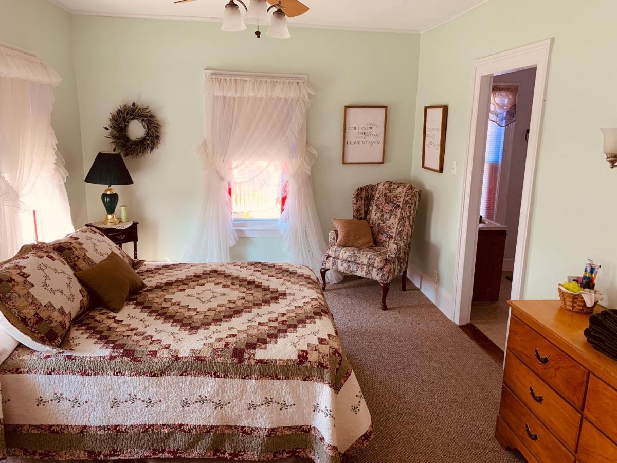 Centennial Inn Bed & Breakfast Conneaut Eksteriør billede