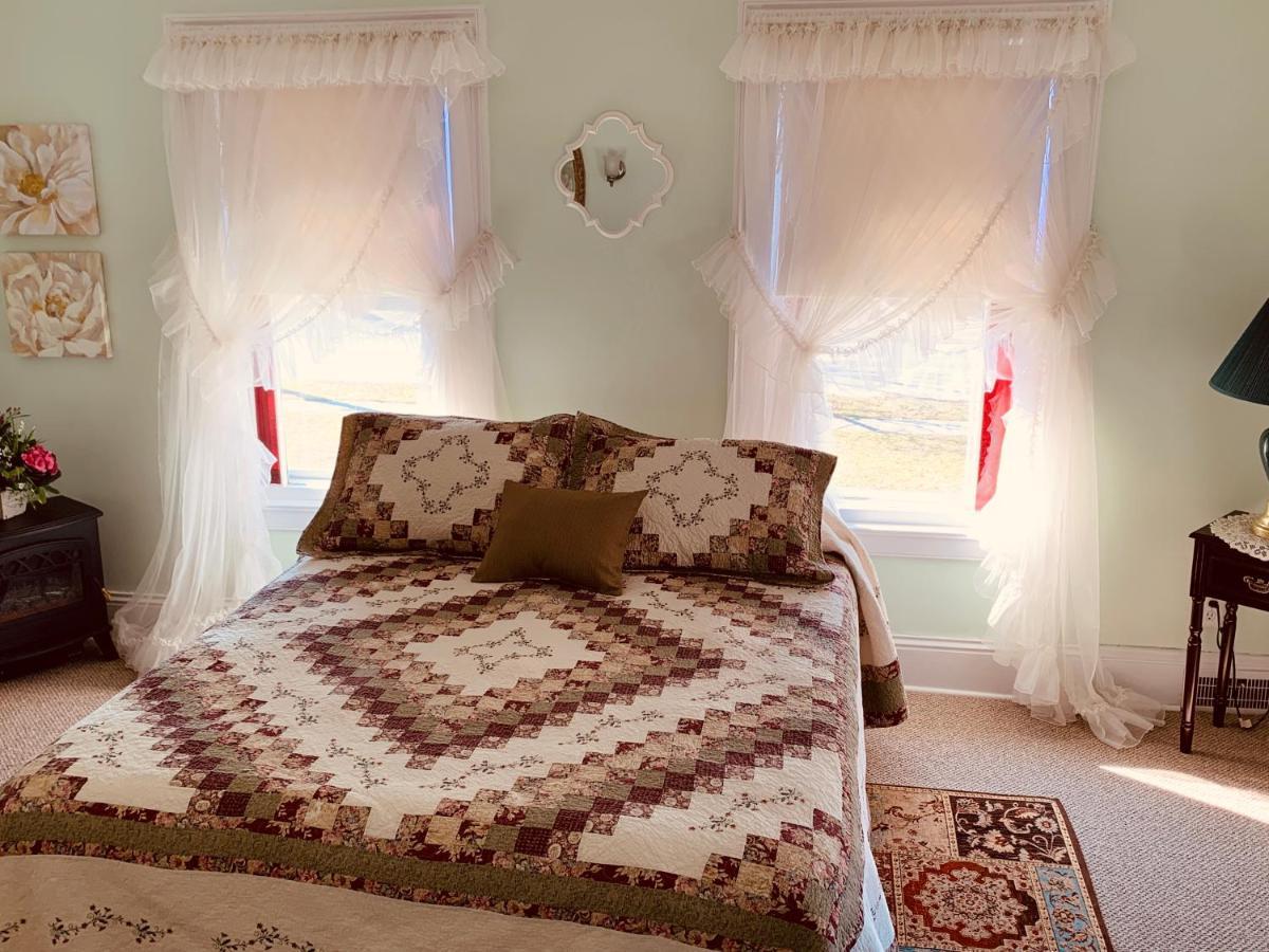 Centennial Inn Bed & Breakfast Conneaut Eksteriør billede